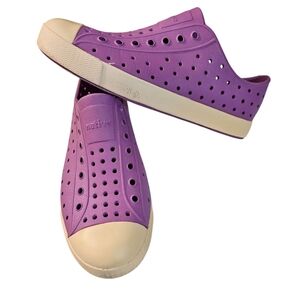 Native Jefferson Water Shoes Purple White Unisex Big Kid's Size 3 Size J3 EUC
